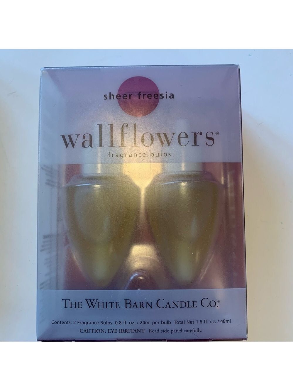 Wallflowers four sets/2 fragrance bulbs for plug in - Picture 3 of 10